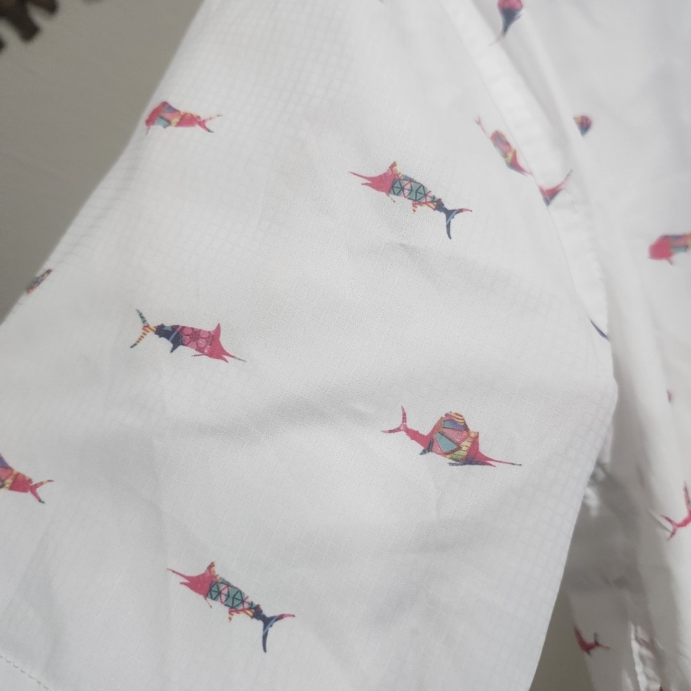 Scales Fishing Shirt L White Short Sleeve Button Front Vented Back Fish Print - Picture 4 of 11